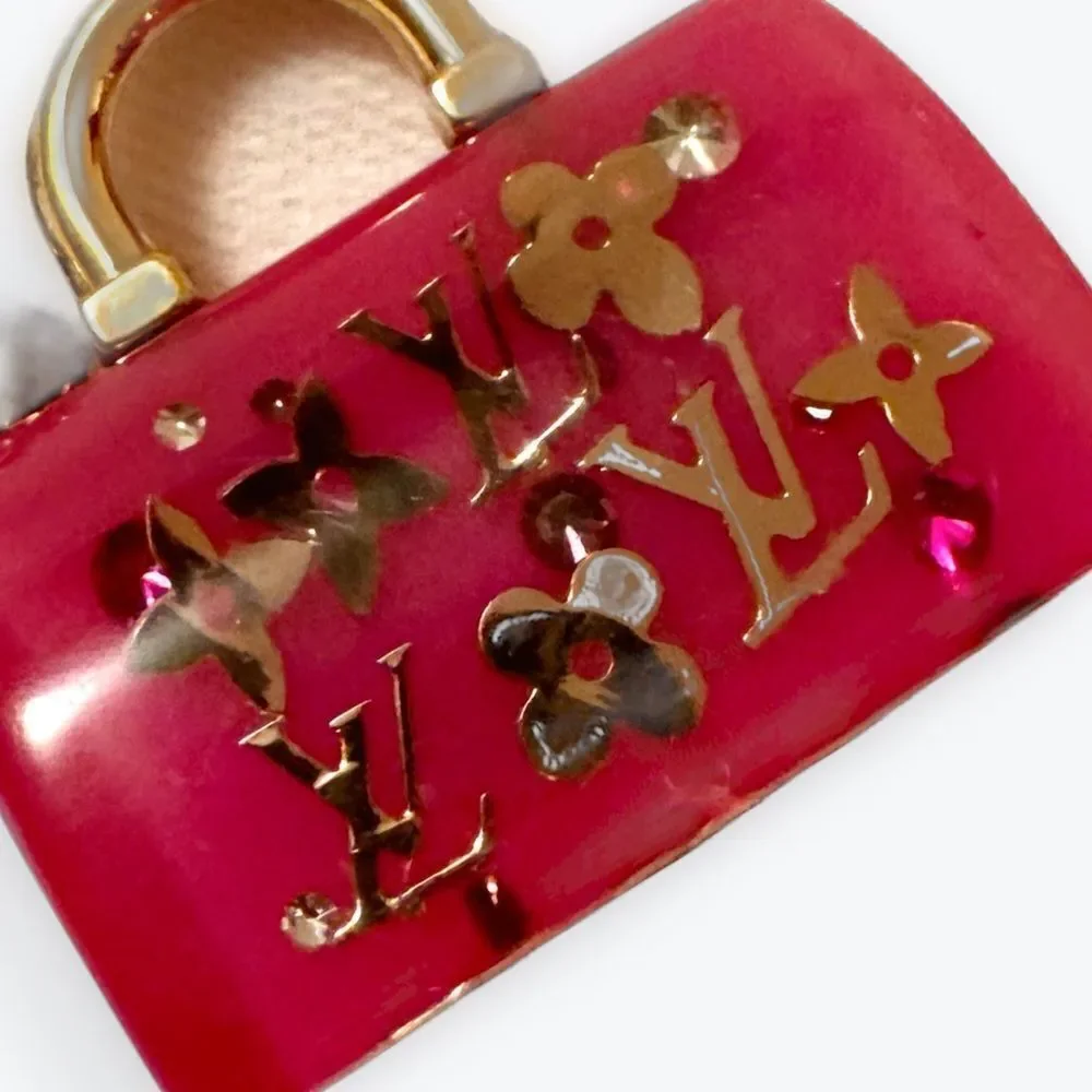 Louis Vuitton Bag Charm Pink Gold Pomme D’Amour Inclusion Speedy Keychain Auth